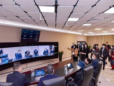 外國駐廈領事官員參訪湖里創新園，共話網絡科技研發新機遇